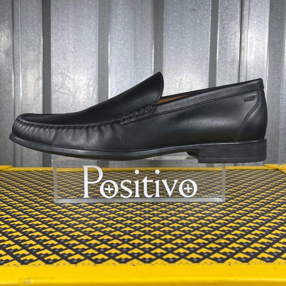 Bally Tenent Black Leather Moccasins US 5.5